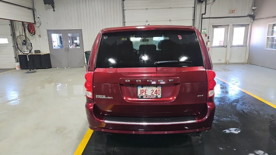 Dodge Grand Caravan 2017 photo 4