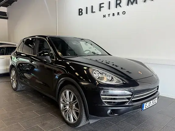 Porsche Cayenne 2014 photo 2