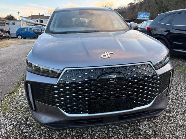 DR Automobiles Dr5