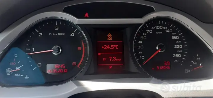 Audi A6 2011 photo 4
