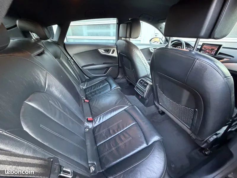 Audi A7 2012 photo 5