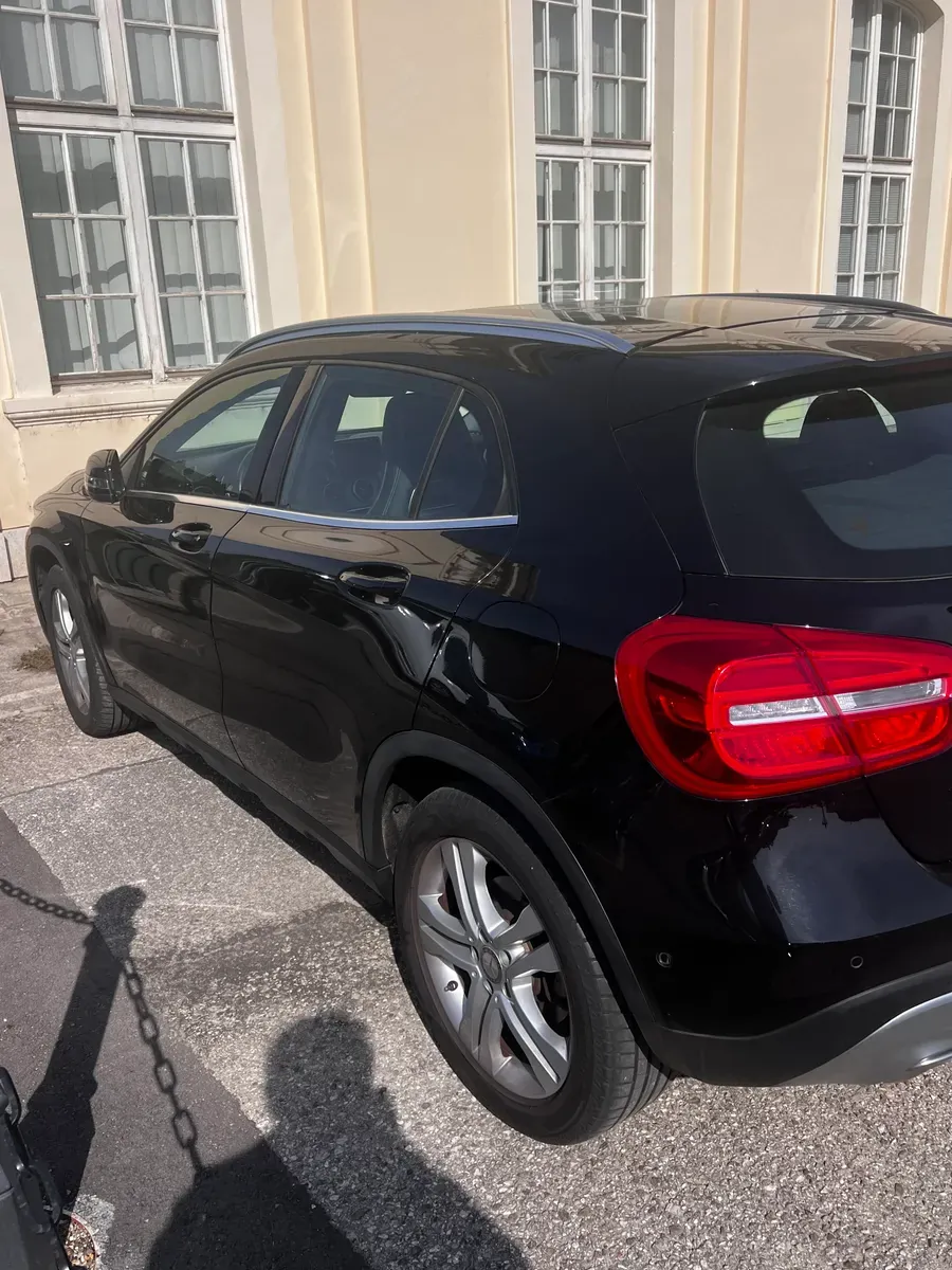 Mercedes-Benz Gla 2015 photo 2