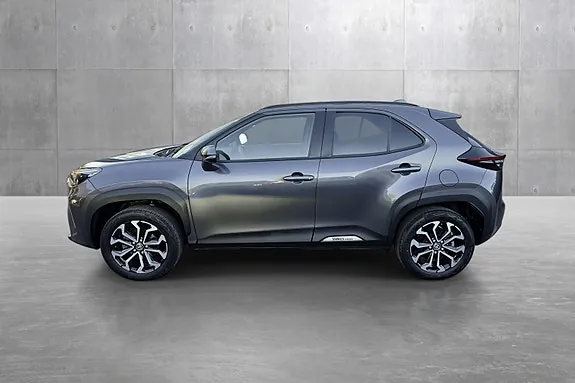 Toyota Yaris Cross 2023 photo 2