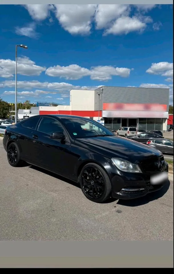 Mercedes-Benz C250