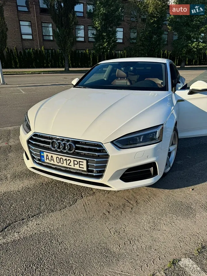 Audi A5 2017 photo 2