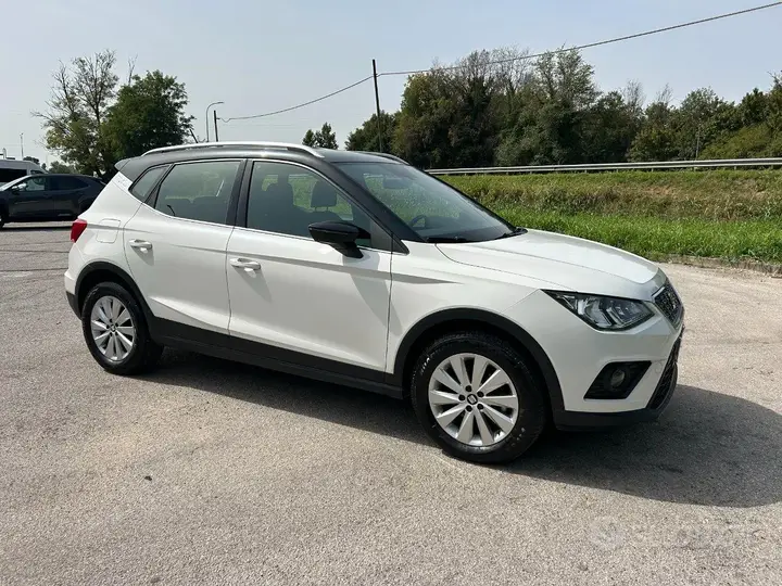 Seat Arona 2021 photo 3