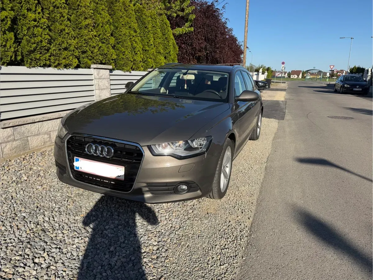 Audi A6 Avant 2011 photo 3