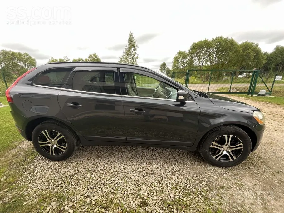Volvo Xc 60 2011 photo 2