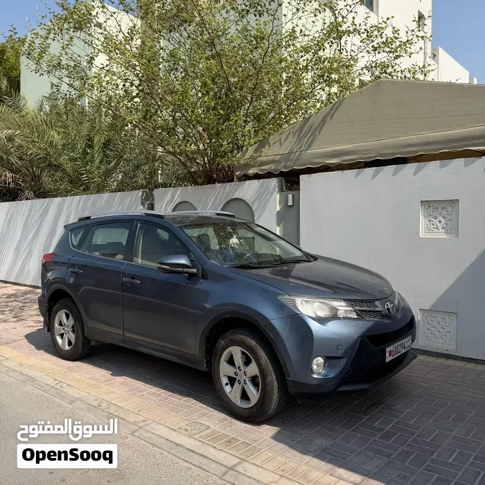 Toyota Rav4 2014 photo 2