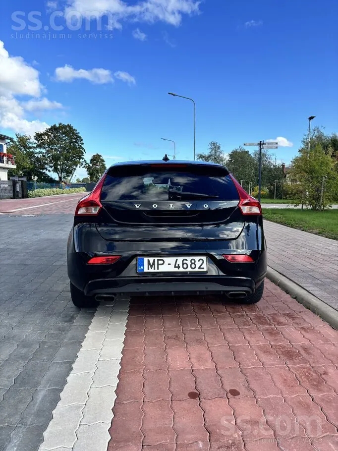 Volvo V40 2015 photo 5