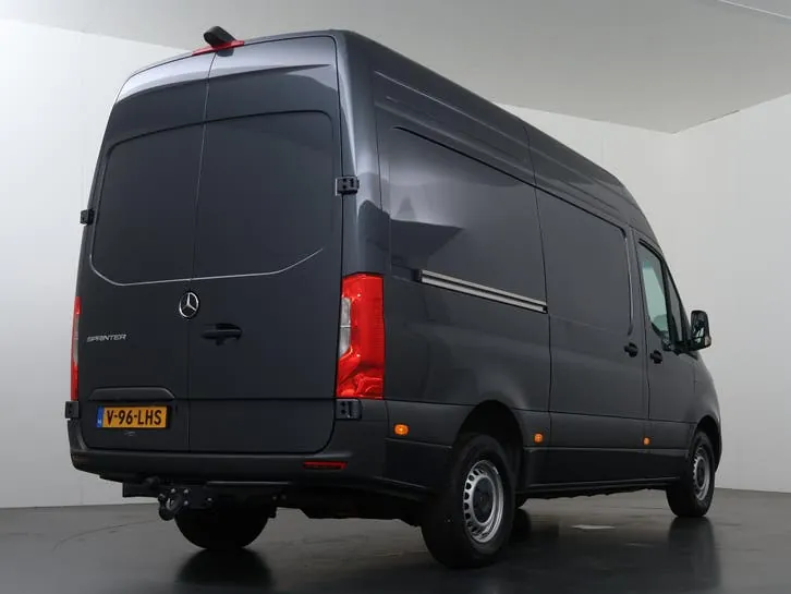 Mercedes-Benz Esprinter 2025 photo 2
