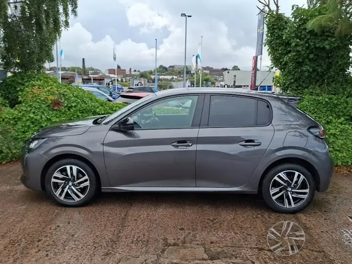 Peugeot 208 2023 photo 4