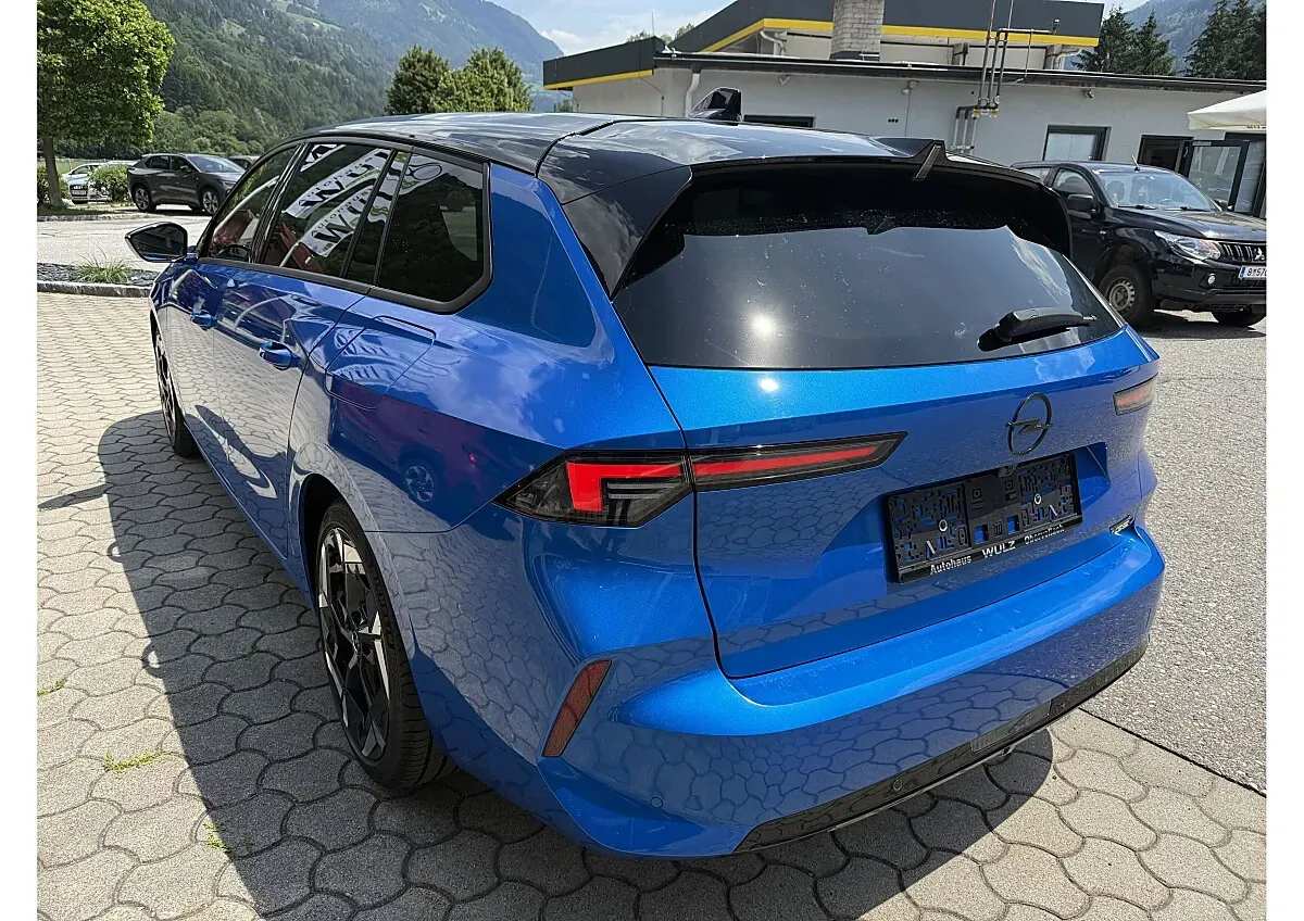 Opel Astra 2023 photo 3