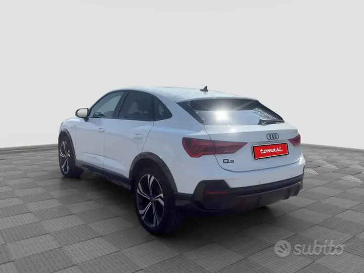 Audi Q3 2024 photo 3