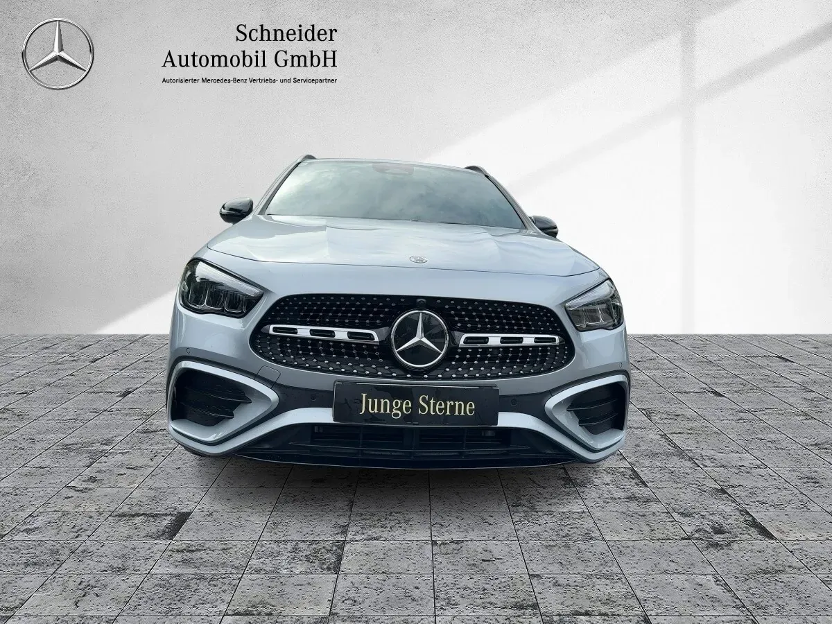 Mercedes-Benz Gla Class 2024 photo 3