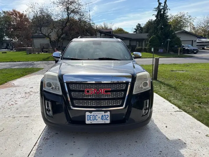 GMC Terrain 2014 photo 2