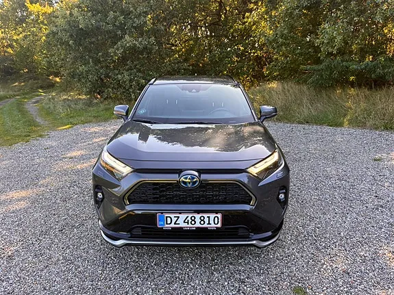 Toyota Rav4 2022 photo 2