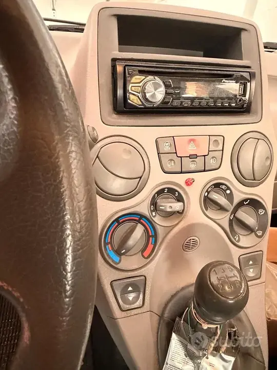 Fiat Panda 2005 photo 4