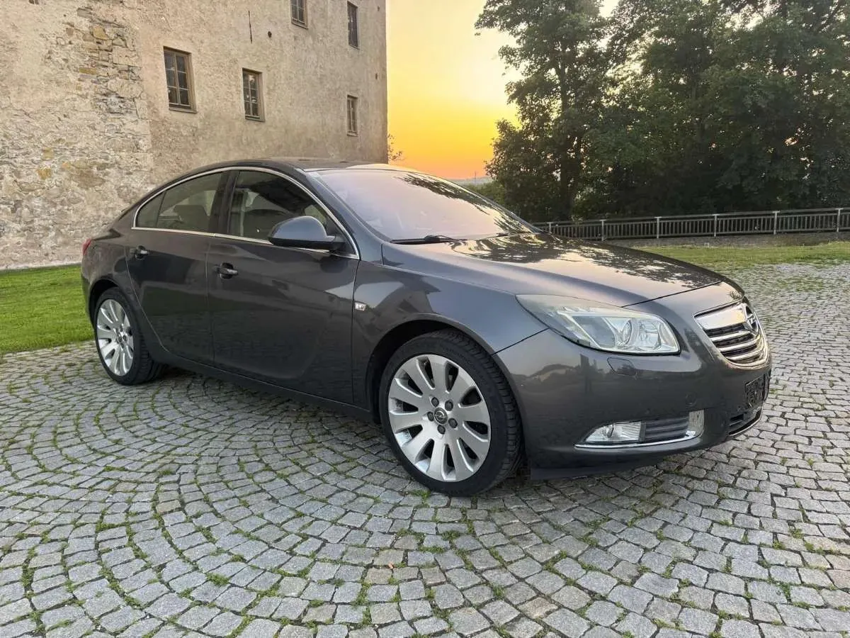 Opel Insignia 2011 photo 2