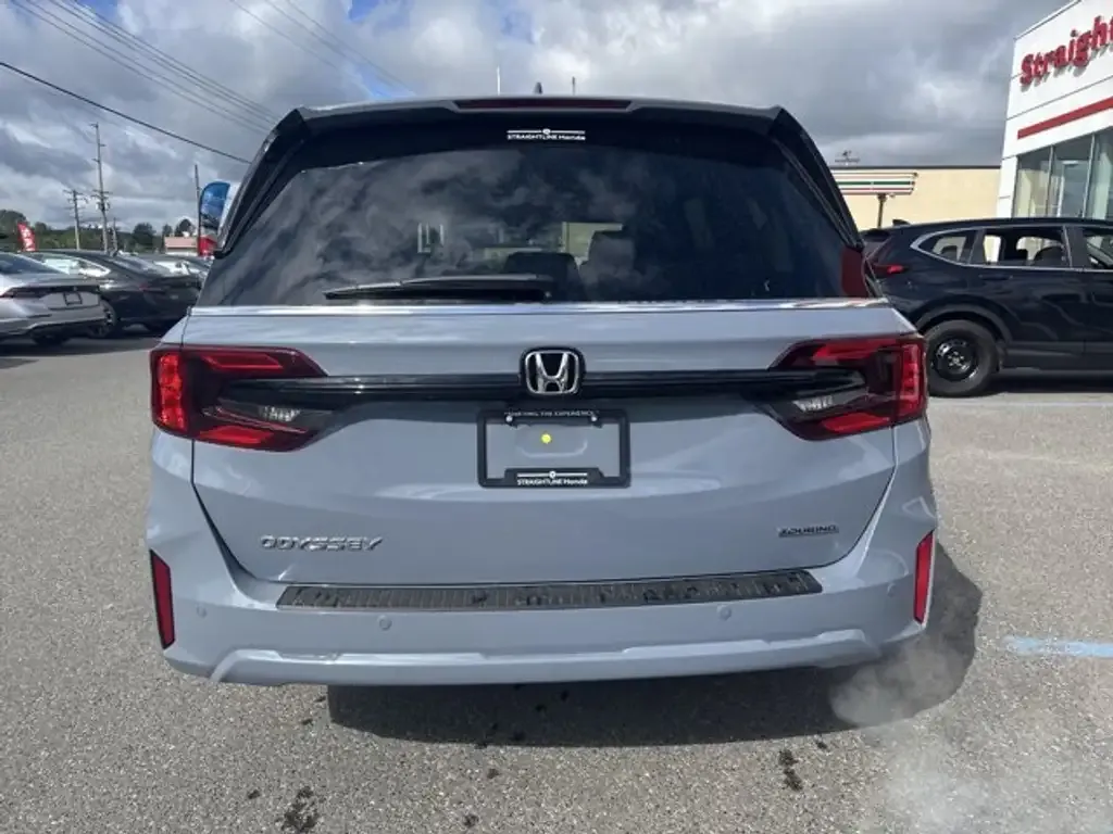 Honda Odyssey 2025 photo 5