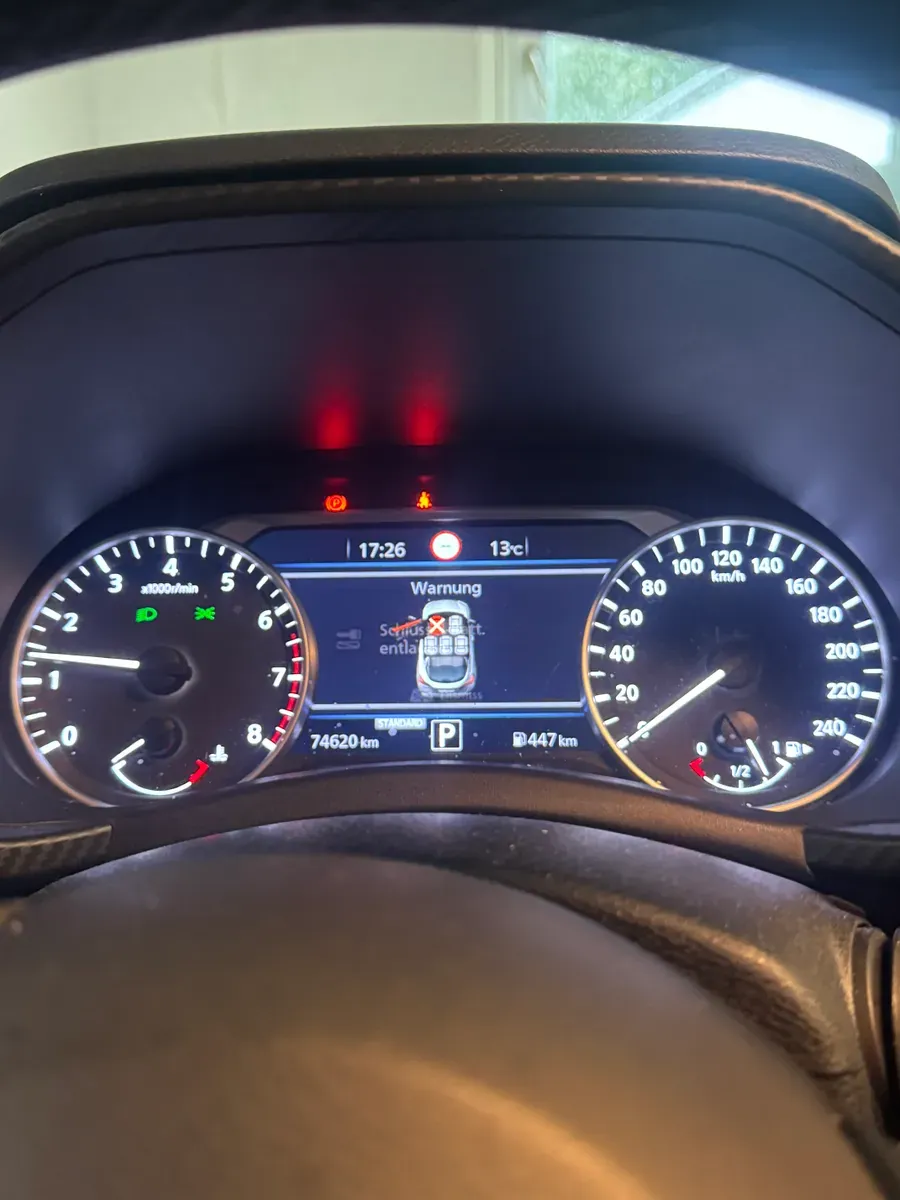 Nissan Juke 2021 photo 2