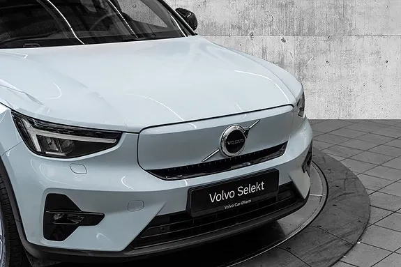 Volvo Ex40 2025 photo 2