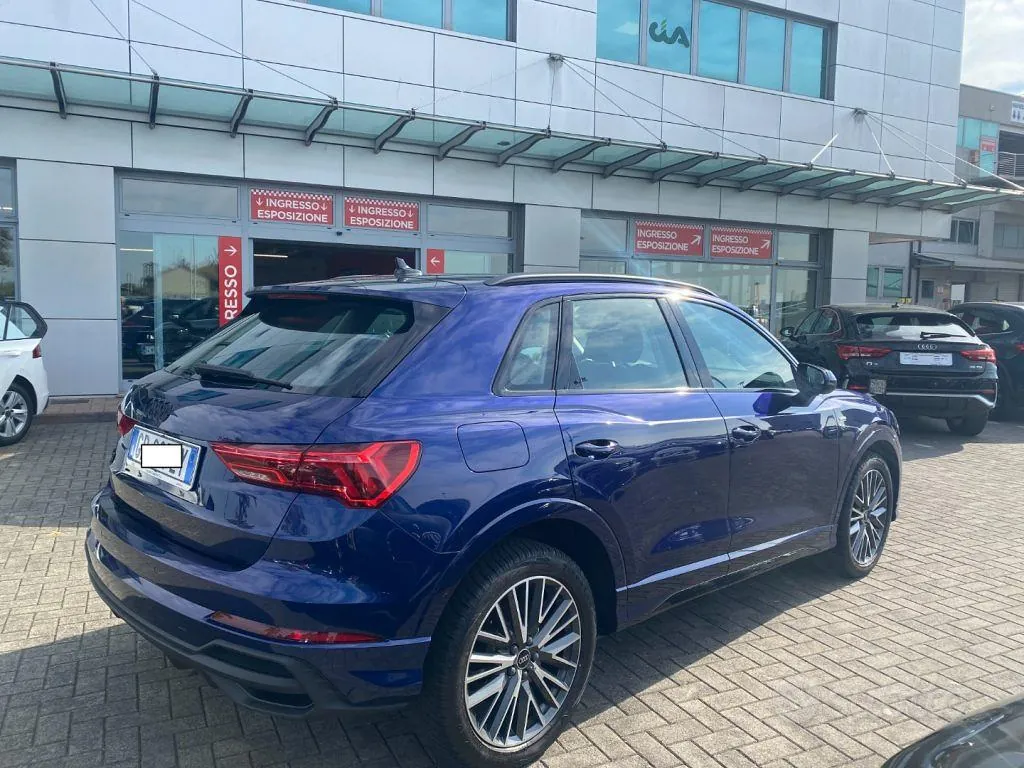 Audi Q3 2023 photo 4