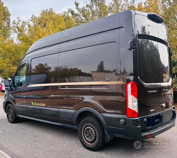 Ford Transit 2022 photo 2