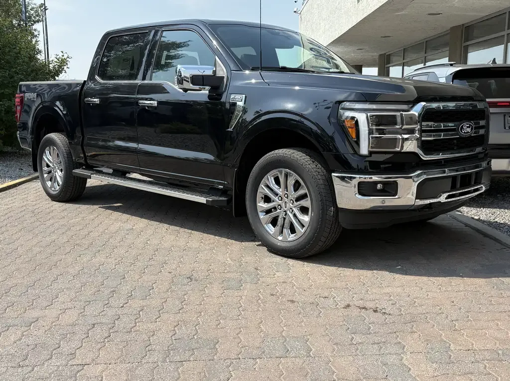 Ford F-150 2026 photo 2