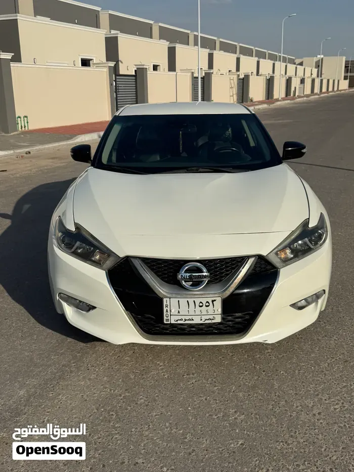 Nissan Maxima