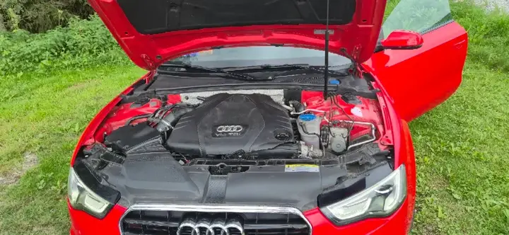 Audi A5 2012 photo 2