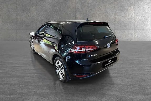 Volkswagen E-Golf 2015 photo 4