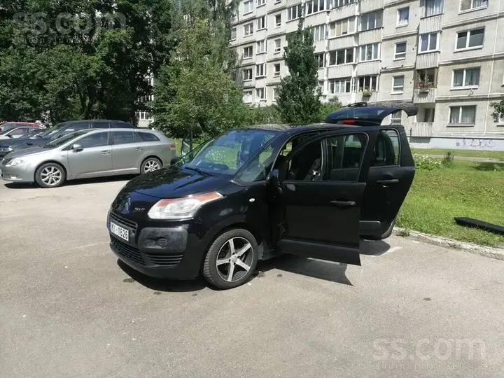 Citroen C3 Picasso 2009 photo 2