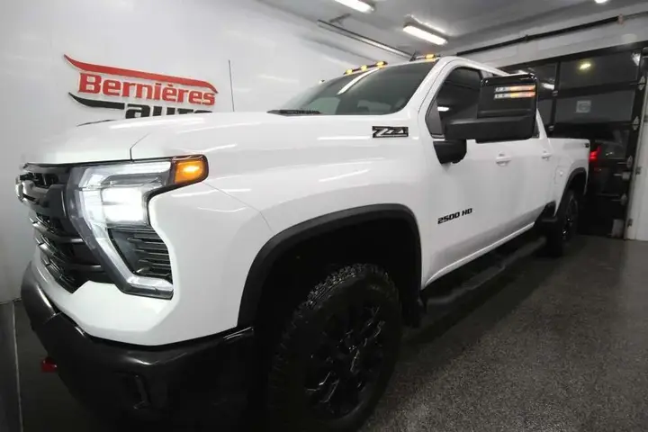 Chevrolet Silverado 2500 2025 photo 4