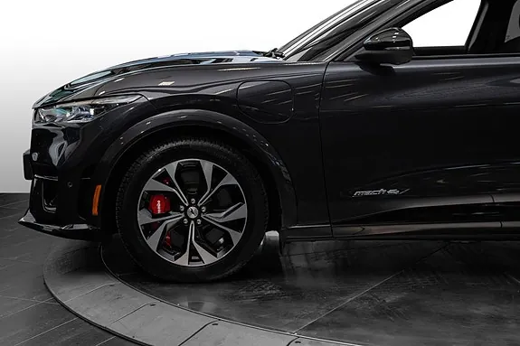 Ford Mustang Mach-E 2022 photo 5