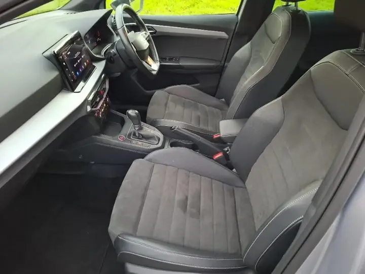 Seat Ibiza 2023 photo 5