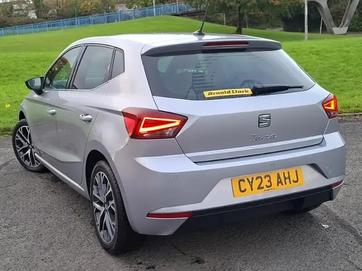 Seat Ibiza 2023 photo 2