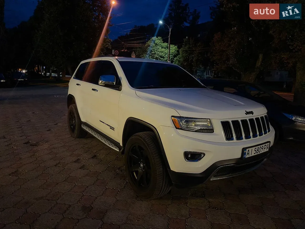 Jeep Grand Cherokee 2014 photo 3