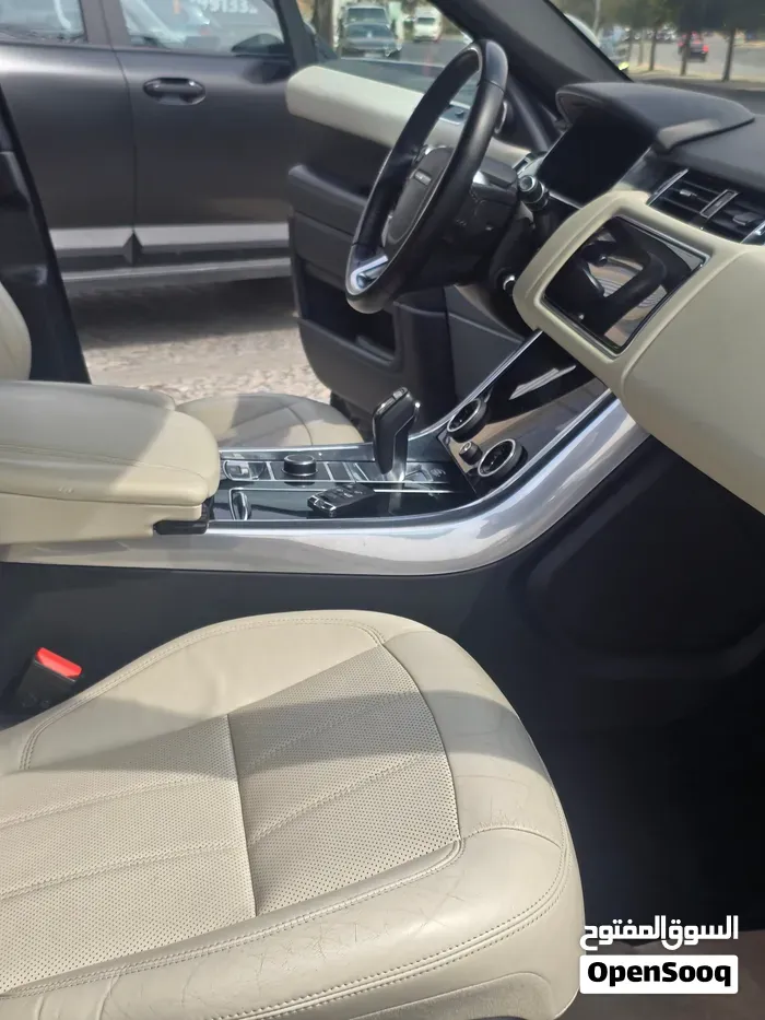 Land Rover Range Rover Sport 2020 photo 3