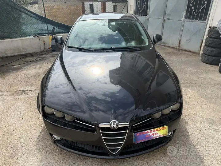 Alfa Romeo 159 2009 photo 3
