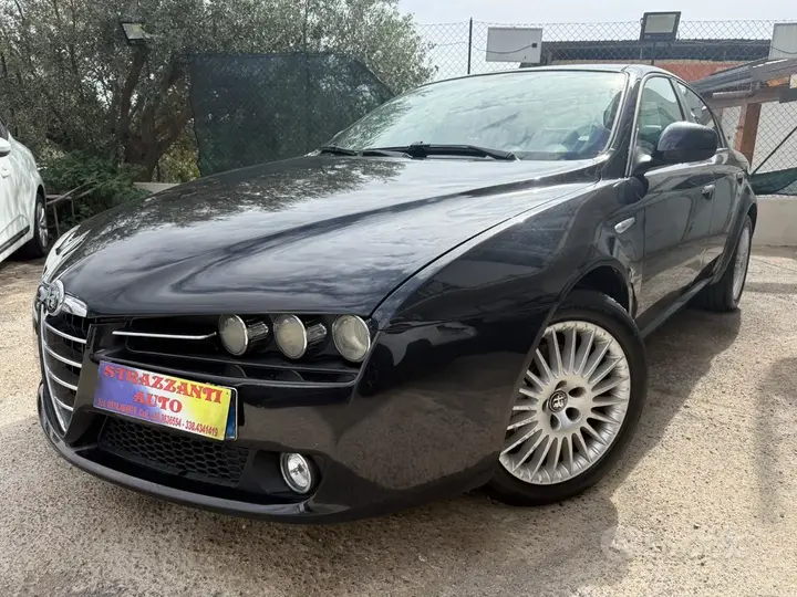 Alfa Romeo 159