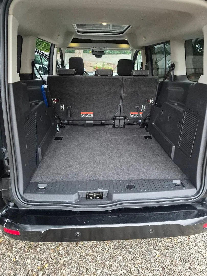 Ford Tourneo Connect 2017 photo 2