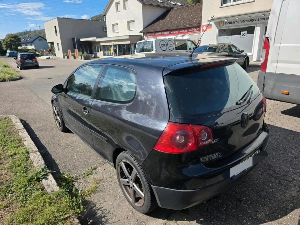 Volkswagen Golf V