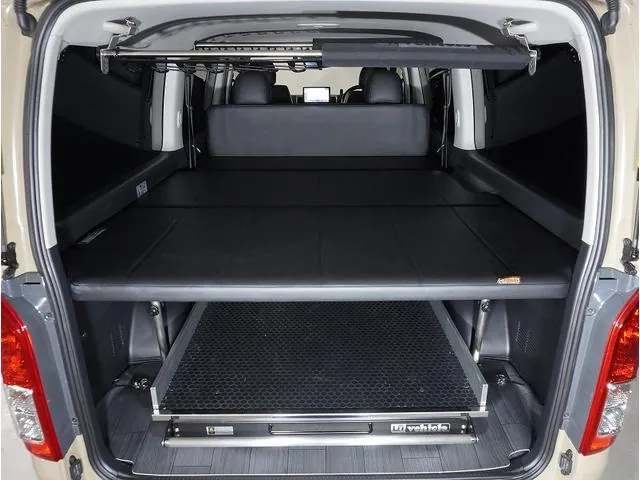 Toyota Hiace 2024 photo 5