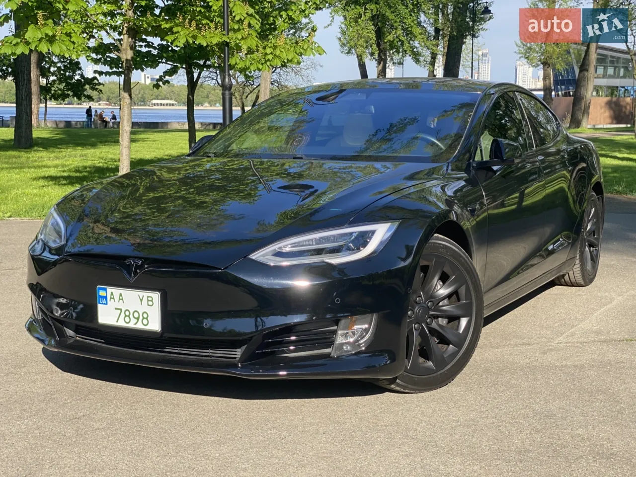 Tesla Model S