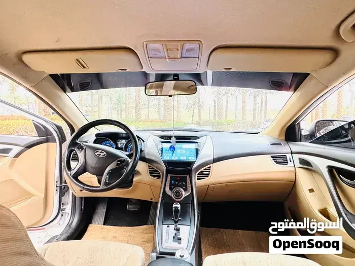 Hyundai Elantra 2014 photo 3