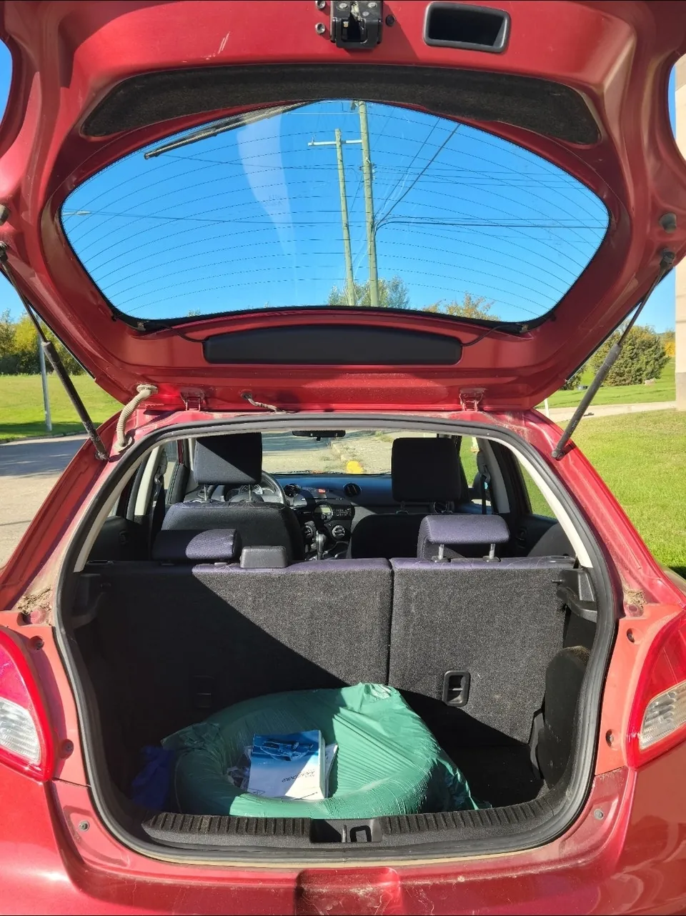 Mazda 2 2014 photo 3