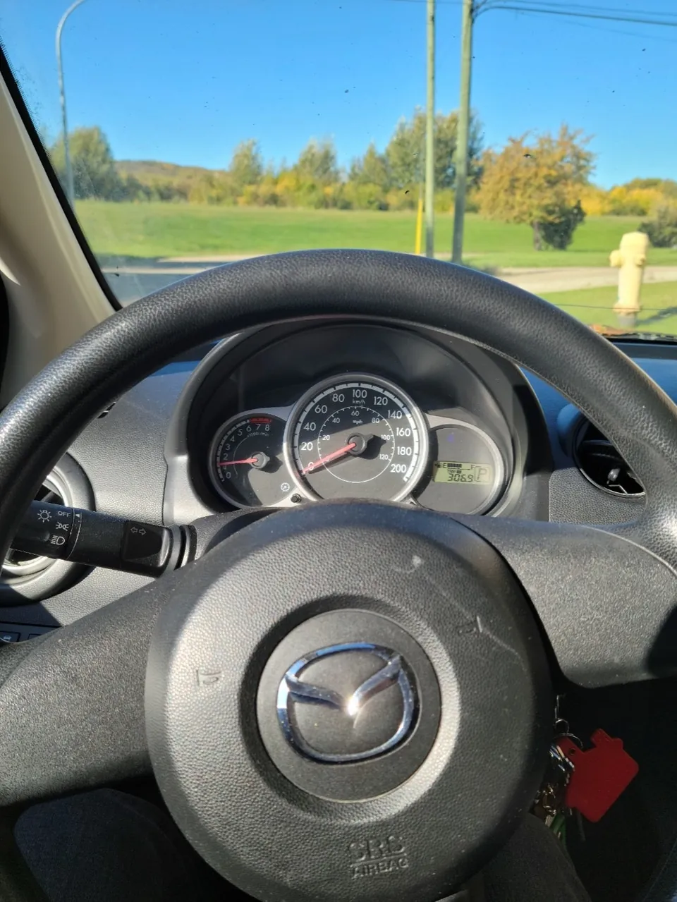 Mazda 2 2014 photo 5