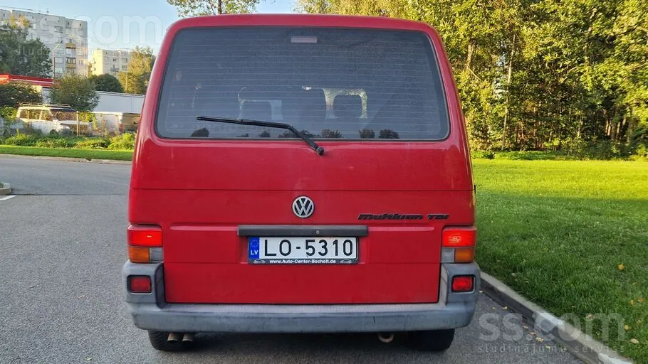 Volkswagen Multivan 1999 photo 5