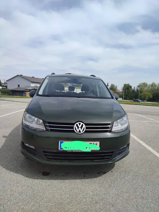 Volkswagen Sharan 2013 photo 2